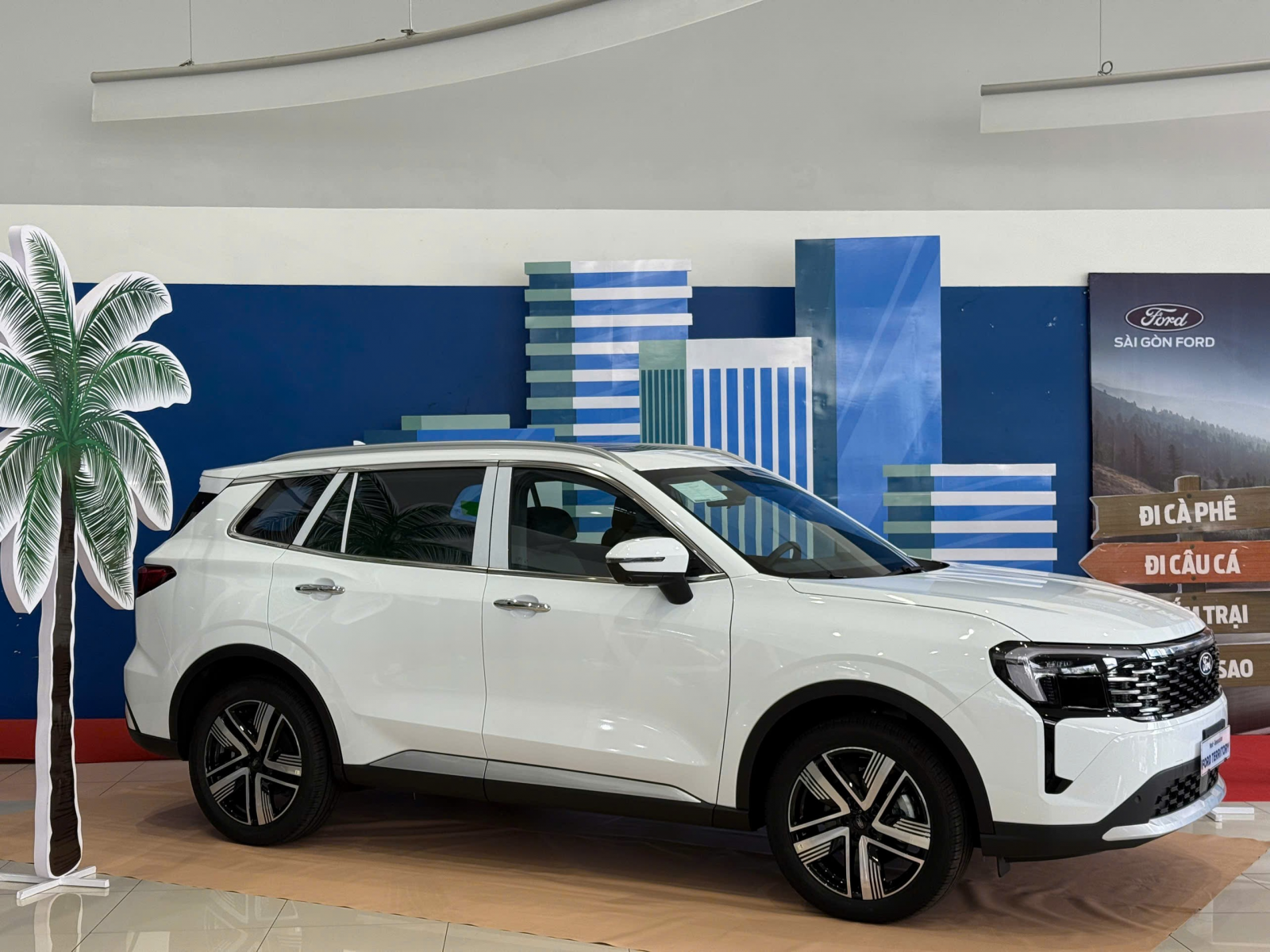 Ford Territory 2025 ra mắt ưu đãi lớn