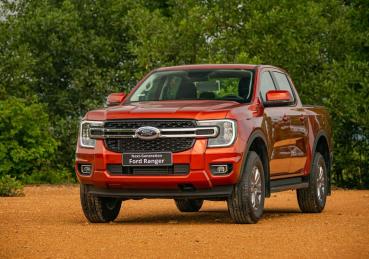 THÔNG SỐ KỸ THUẬT FORD RANGER XLT THẾ HỆ MỚI TIẾP TỤC KHẲNG ĐỊNH VỊ THẾ DẪN ĐẦU