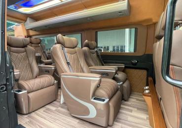 Transit - Xe 16 Chỗ Độ Limousine Đẳng Cấp Và Sang Trọng